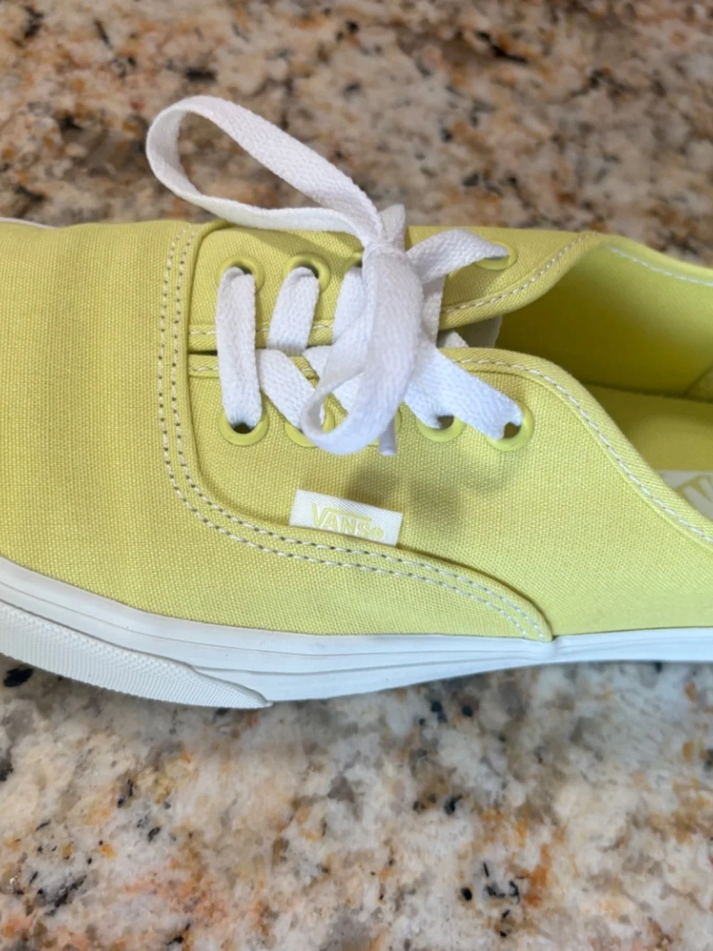 Vans - Picture 4 of 5